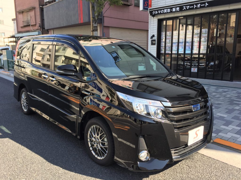 外車・輸入車のお買取ならスマートオートへ！　日本車・国産車も高価お買取をしております！＜トヨタ　ノア＞