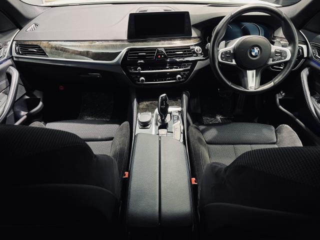 BMW ５シリーズ　内装