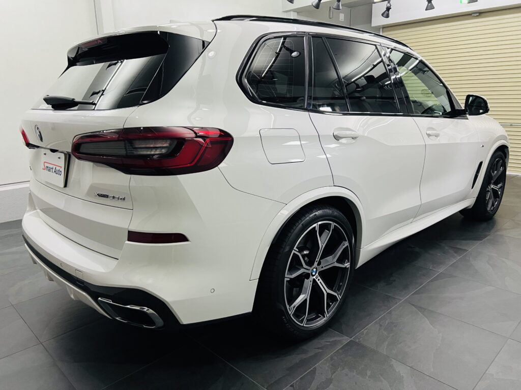 2019年式 BMW X5 xDrive 35d / Mスポーツ、ドライビングダイナミクスPKG. をお買取させて頂き、販売車に追加しました。