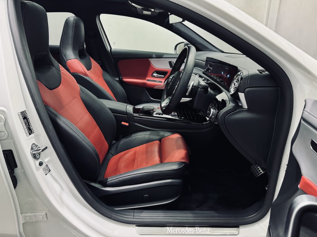 2018年式 メルセデス・ベンツ A180 スタイル / AMGライン が入庫いたしました。