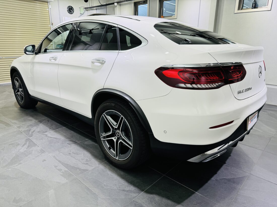 2020年式 メルセデス・ベンツ GLC220d / 4MATIC AMGライン をお買い取りさせていただき、販売車に追加しました。