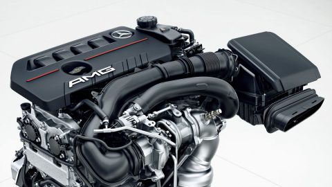 メルセデスAMG　M260型エンジン画像