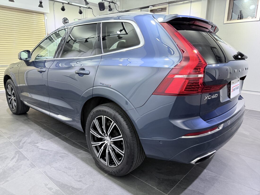 2021年式 ボルボ XC6 B5 インスクリプション をお買取させて頂き、販売しております。