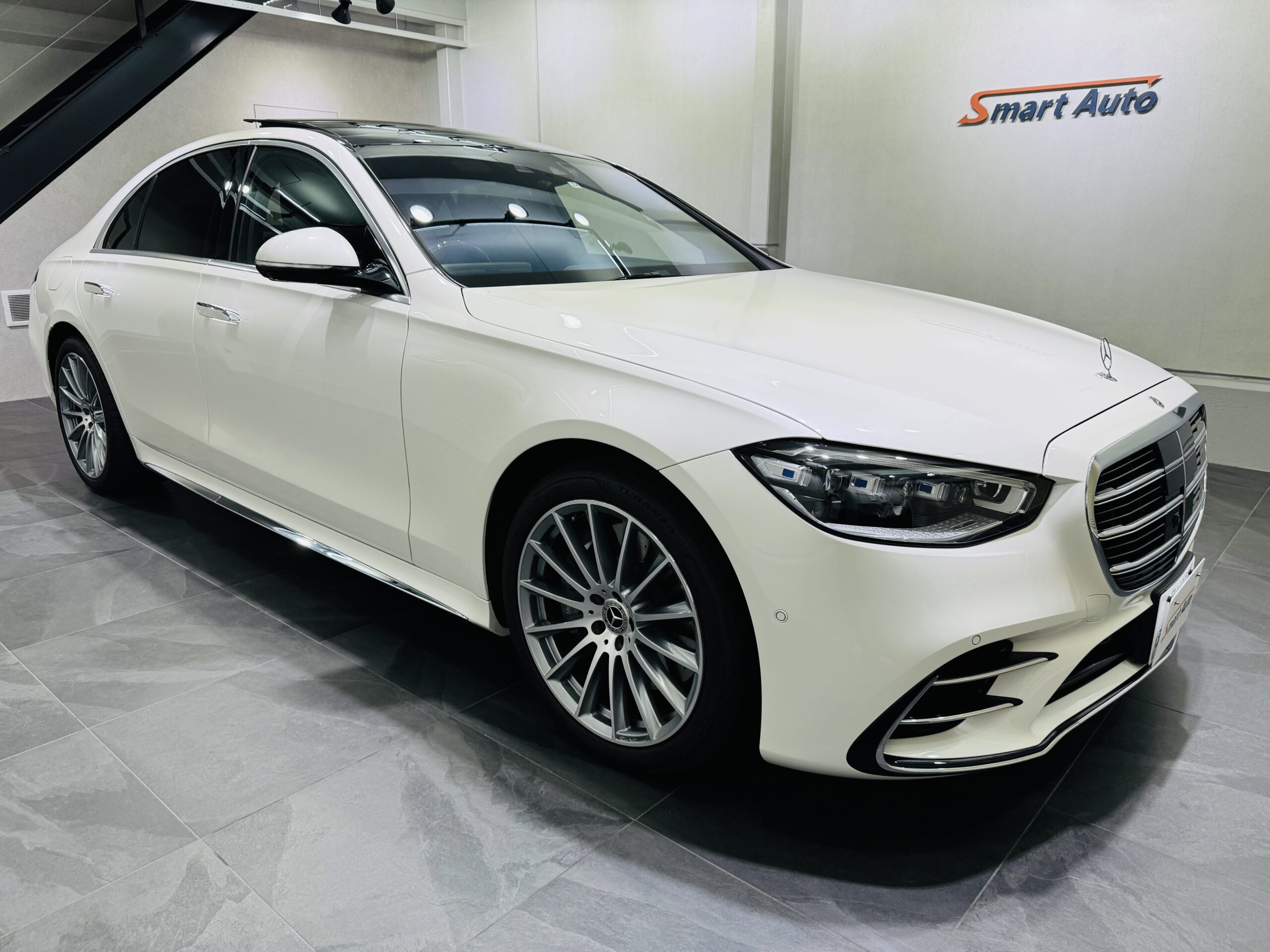 メルセデスベンツ　S500　４MATIC AMGライン　外装