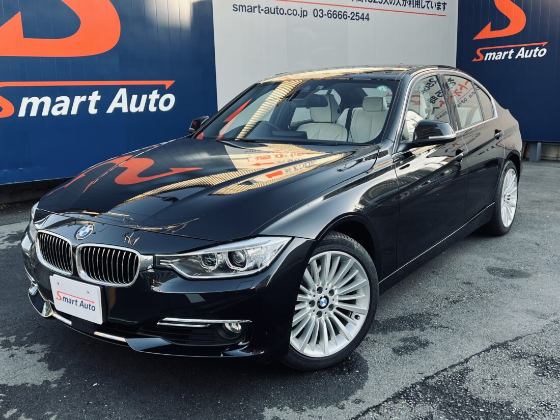 BMW 320i ラグジュアリー