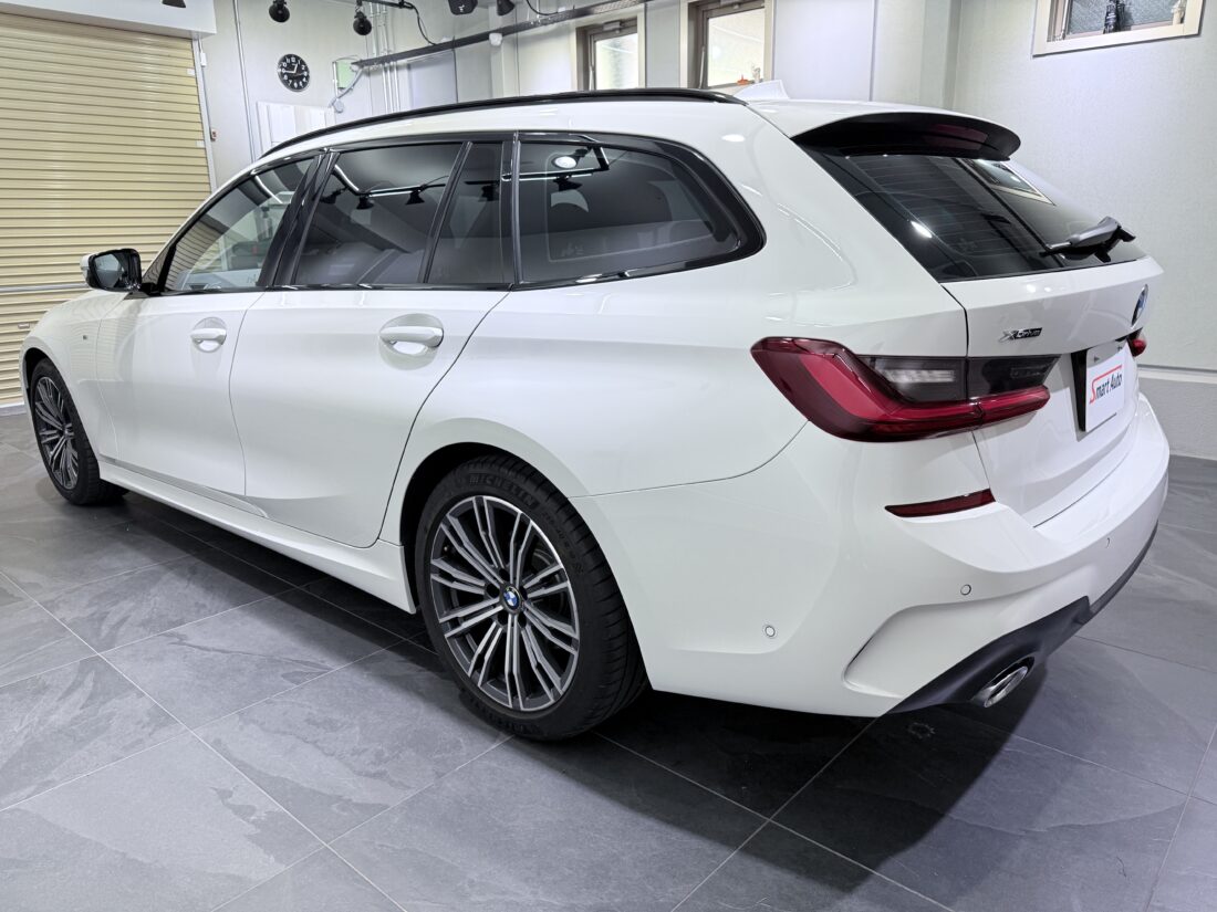2021年式 BMW 320d ツーリングワゴン、xDrive Mスポーツ が入庫致しました。