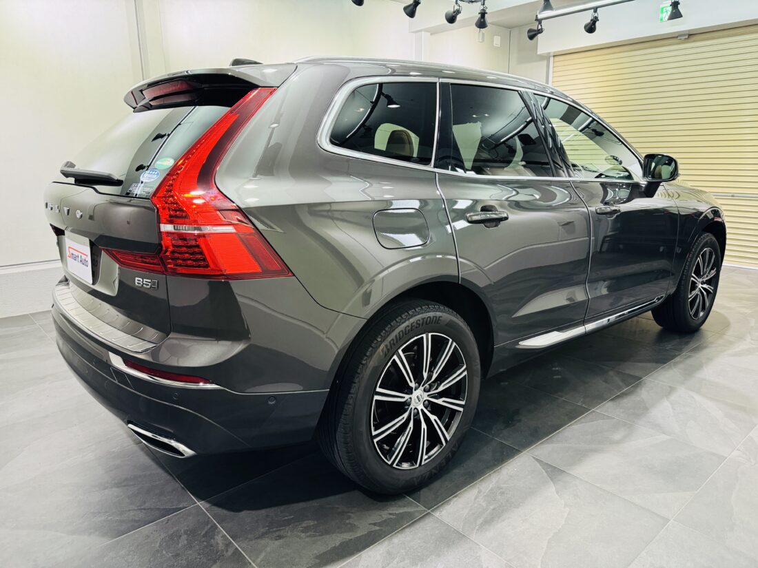 XC60 B5 AWD インスクリプション 外装