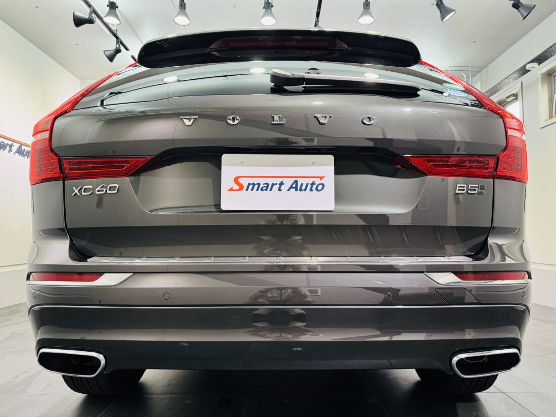 XC60 B5 AWD インスクリプション リア