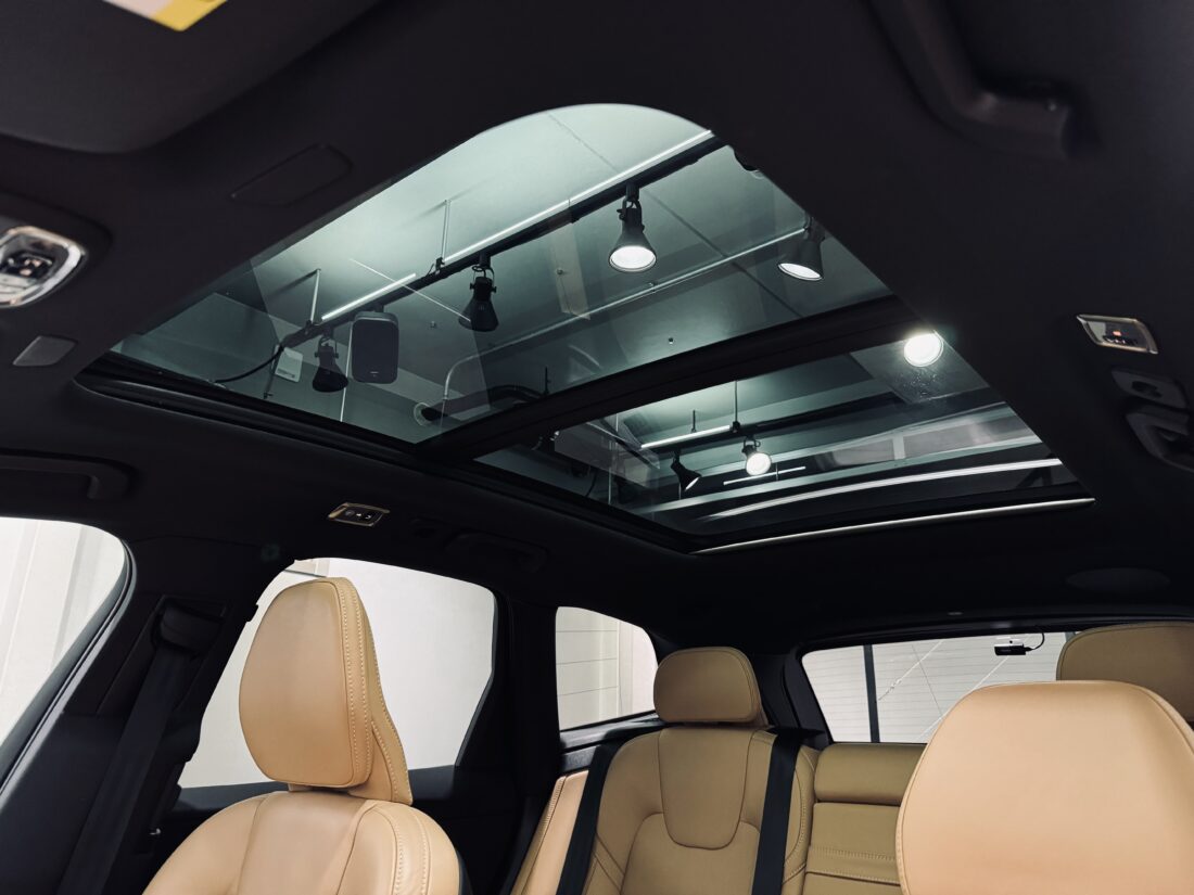 XC60 B5 AWD インスクリプション パノラマガラスサンルーフ