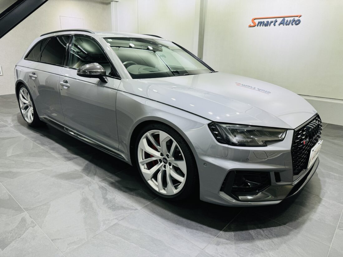 アウディ RS4アバント買取実績｜豊富なオプションと極上コンディション
