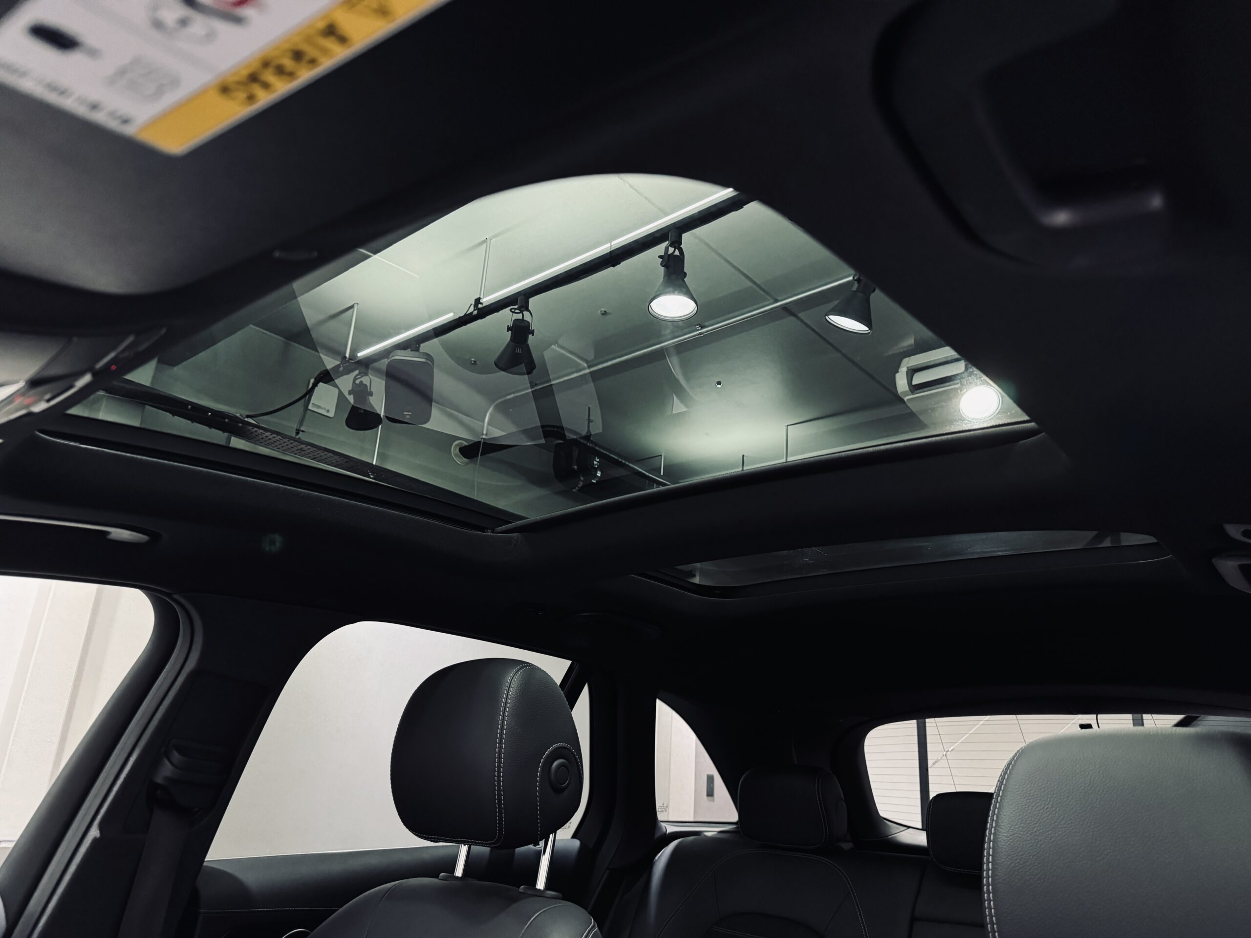 メルセデスベンツ GLC パノラミックスライディングルーフ