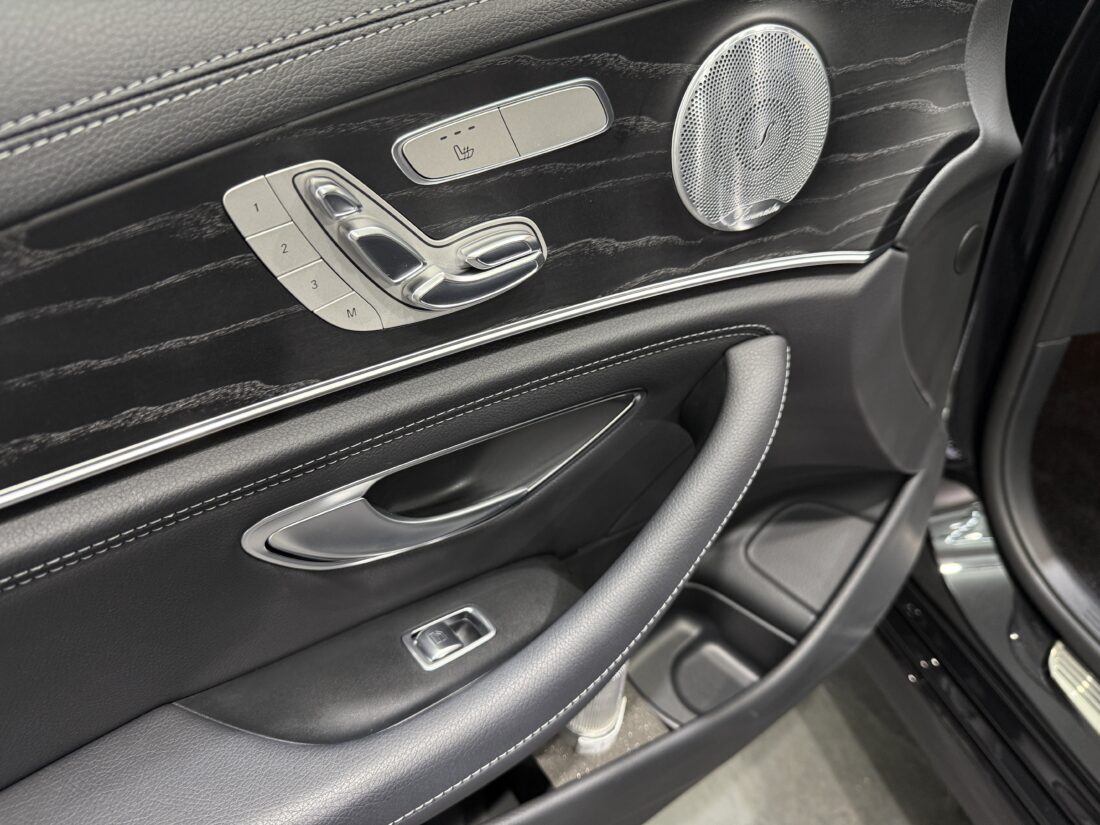 E250アバンギャルドスポーツ　エクスクルーシブパッケージ