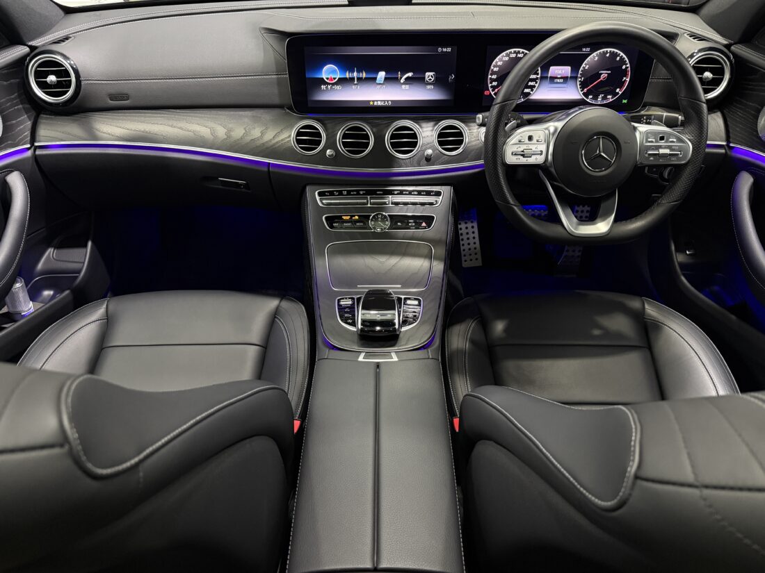 E250アバンギャルドスポーツ　インテリア