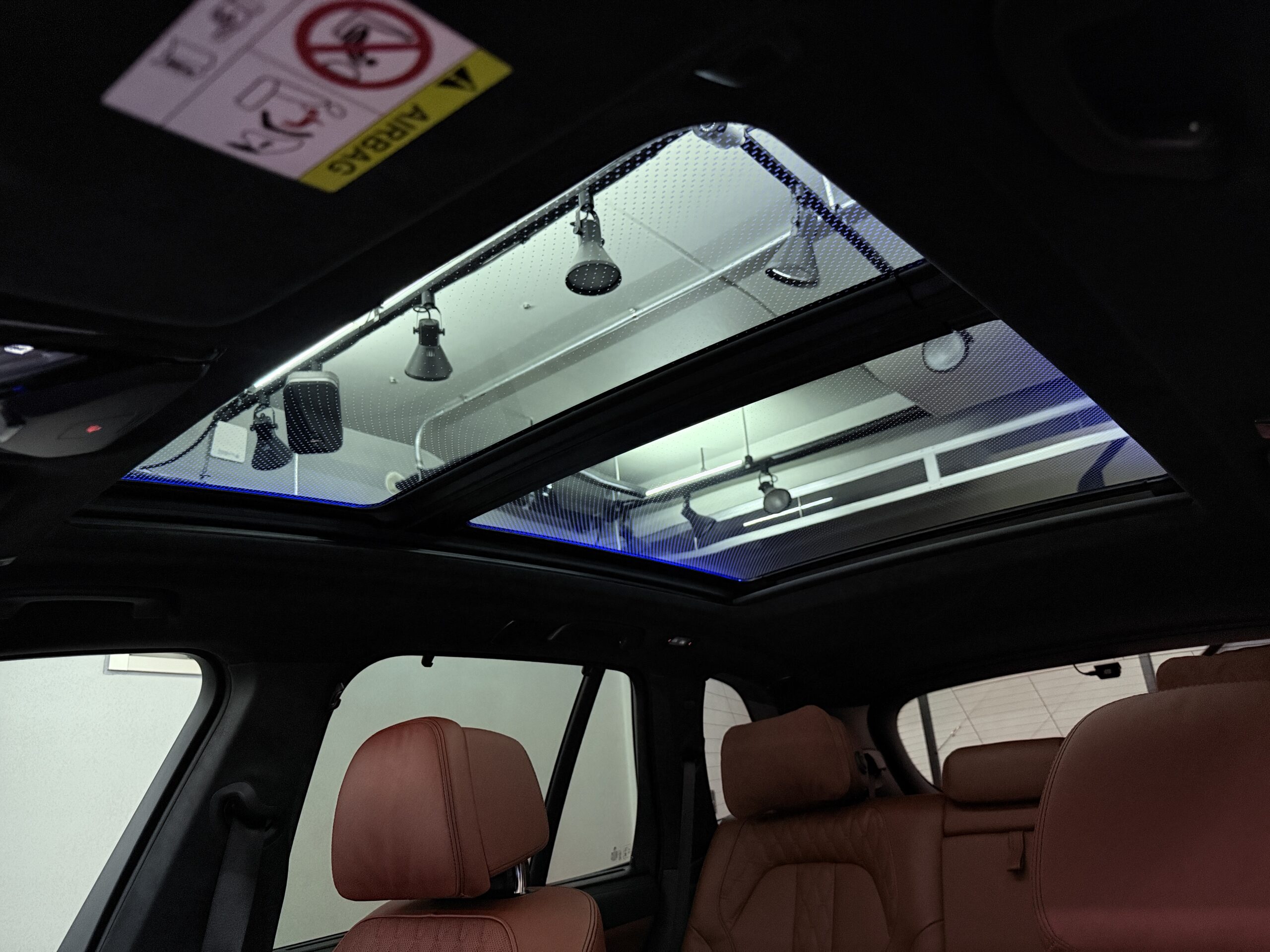 BMW X5　スカイ・ラウンジ・パノラマ・ガラス・サンルーフ