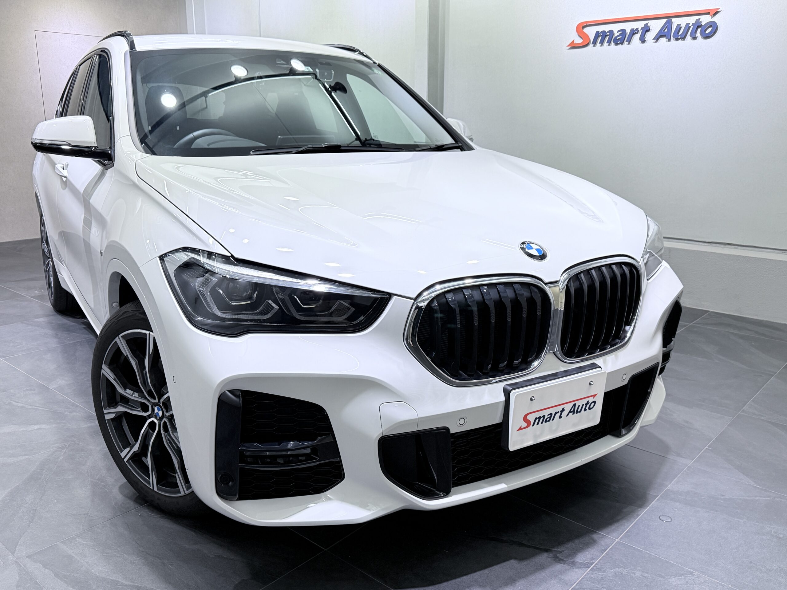 BMW X1 外観 フロント