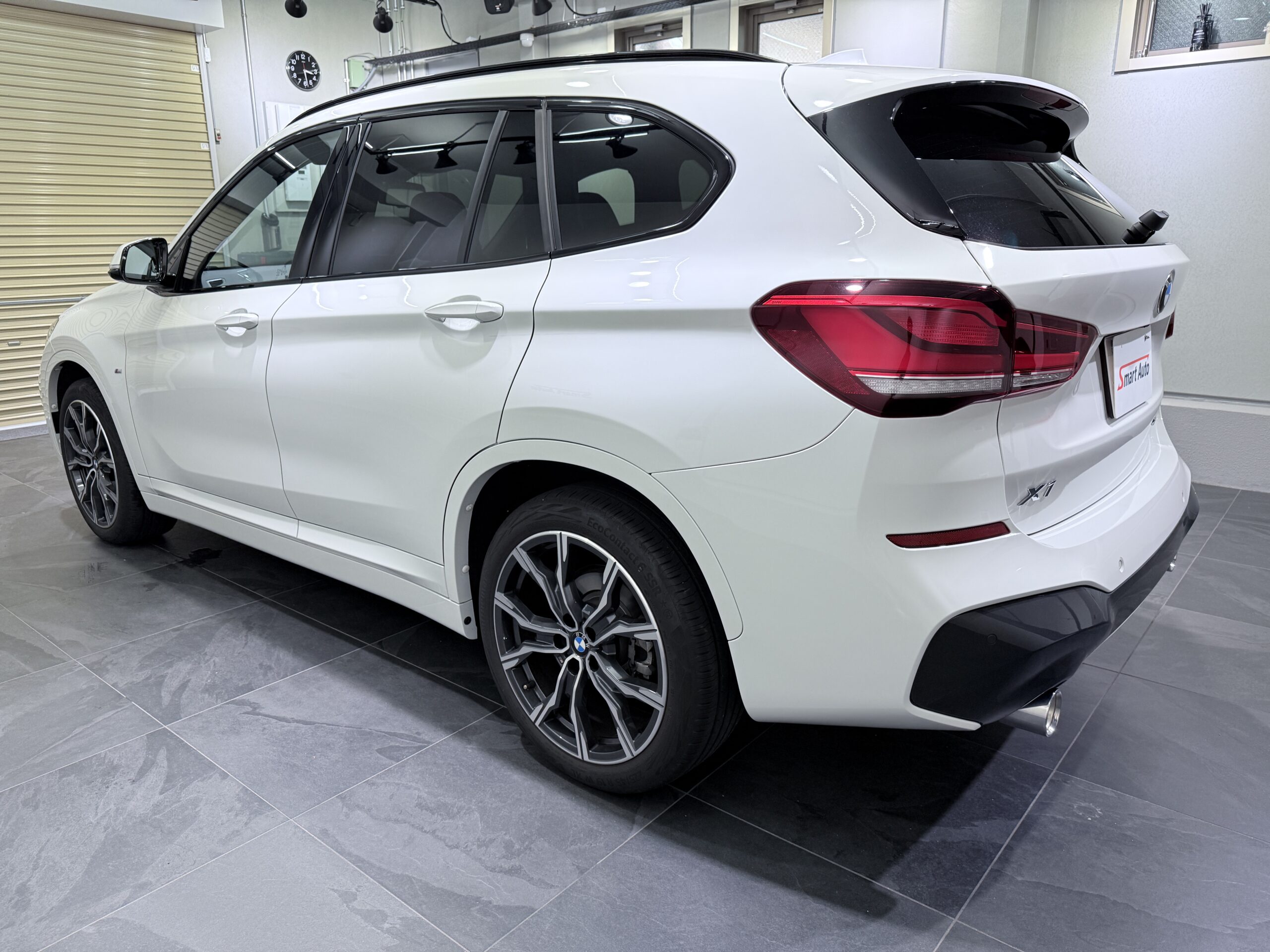 BMW X1 外観 左後ろ