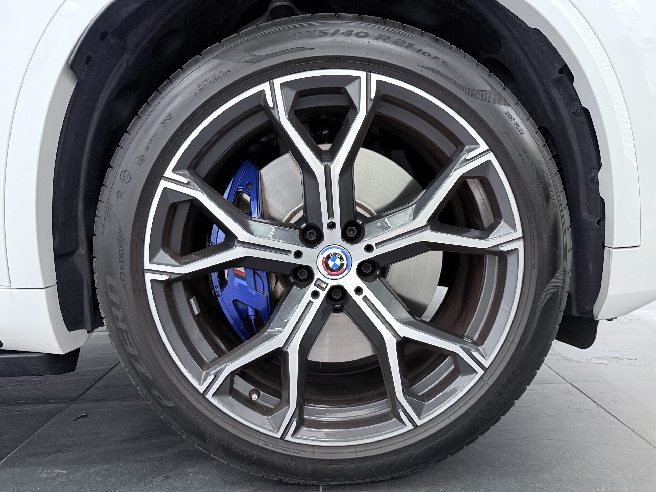 BMW X5　21インチMライト・Yスポークスタイリング741Mバイカラー・アルミホイール