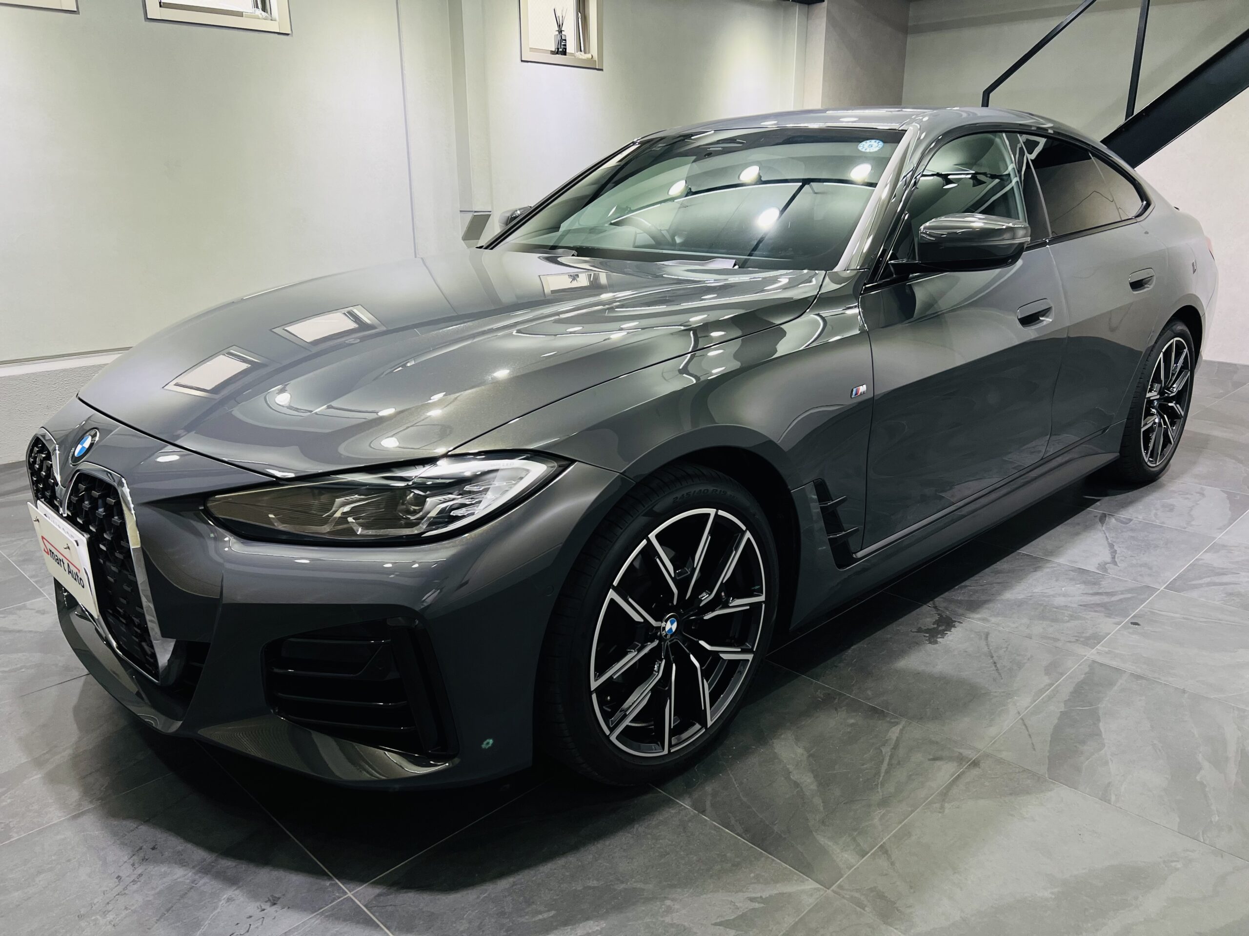 BMW 4シリーズ グランクーペ　外観　ドラバイトグレー