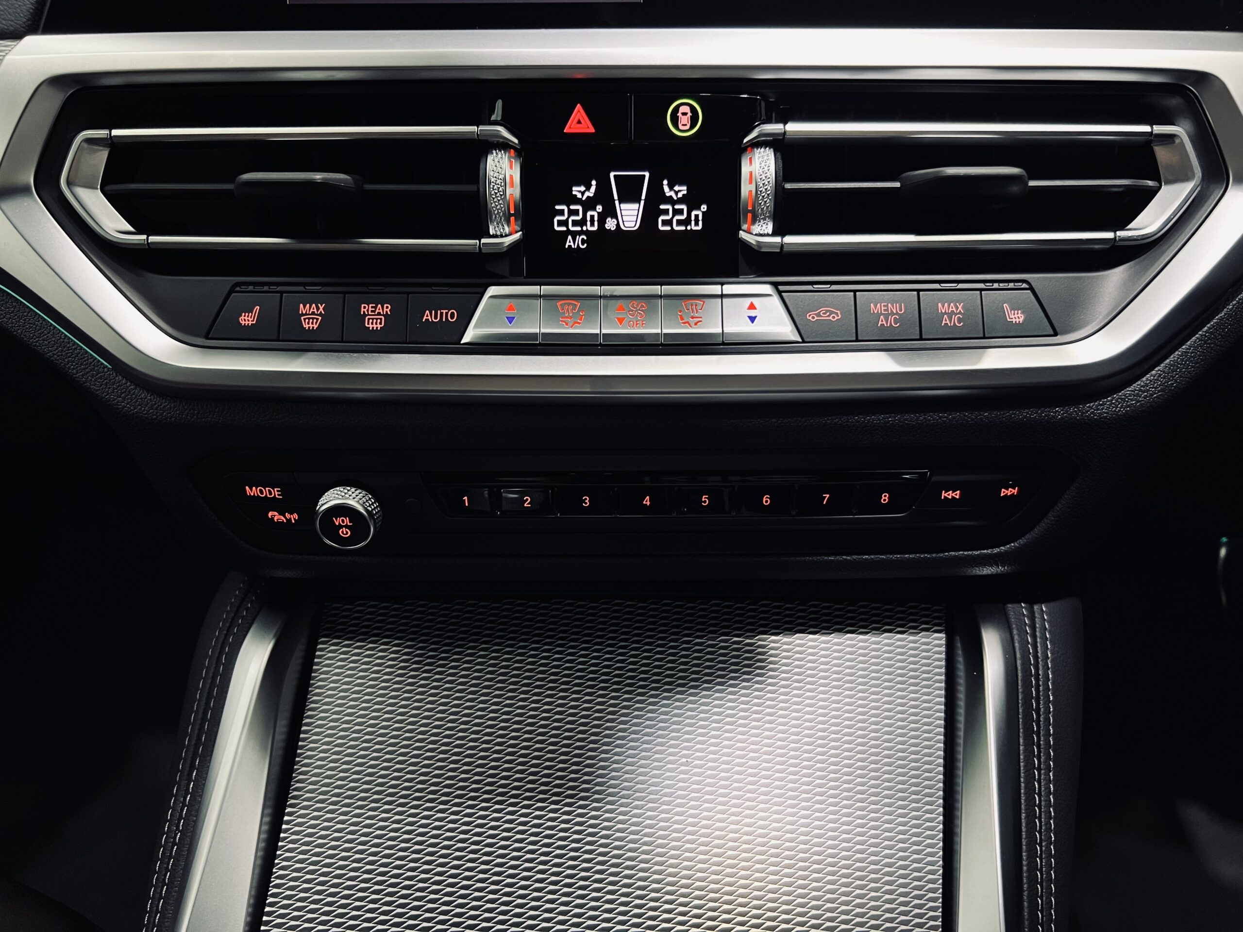 BMW 4シリーズ グランクーペ　シートヒーター（ハイラインパッケージ）