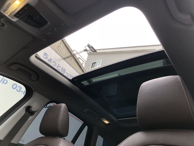 BMW X1 電動パノラマ・ガラス・サンルーフ
